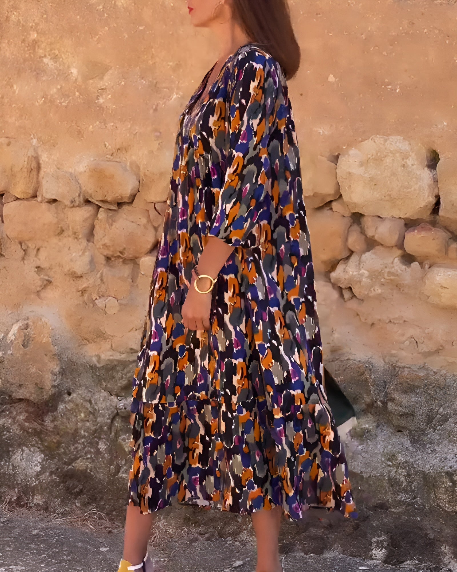 VIOLETTA | Robe Longue en V avec Motif Rétro et Confort Élégant pour Chaque Instant