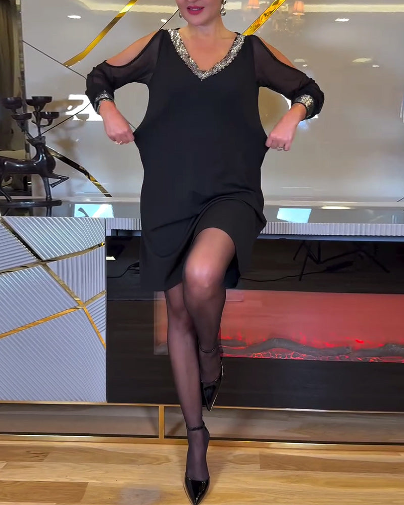 Aline | Robe Élégante à Col V et Détails Scintillants